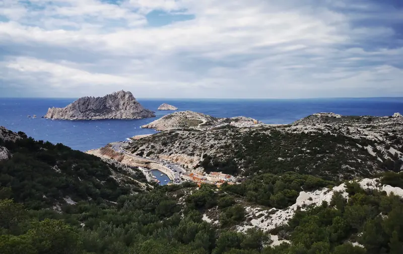 Callelongue and the Île Maïre